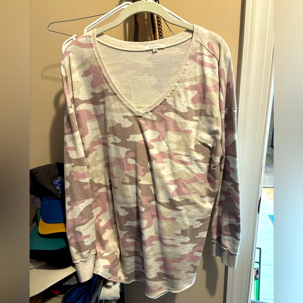 Oversized Z supply top